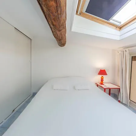 100m2 Duplex Apartment, Glimpse Of The Sea Appartement Antibes