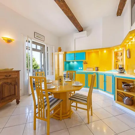 100m2 Duplex Apartment, Glimpse Of The Sea Antibes