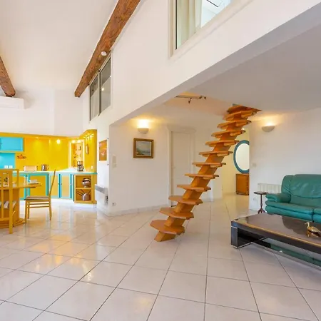 Apartman 100m2 Duplex Apartment, Glimpse Of The Sea Antibes